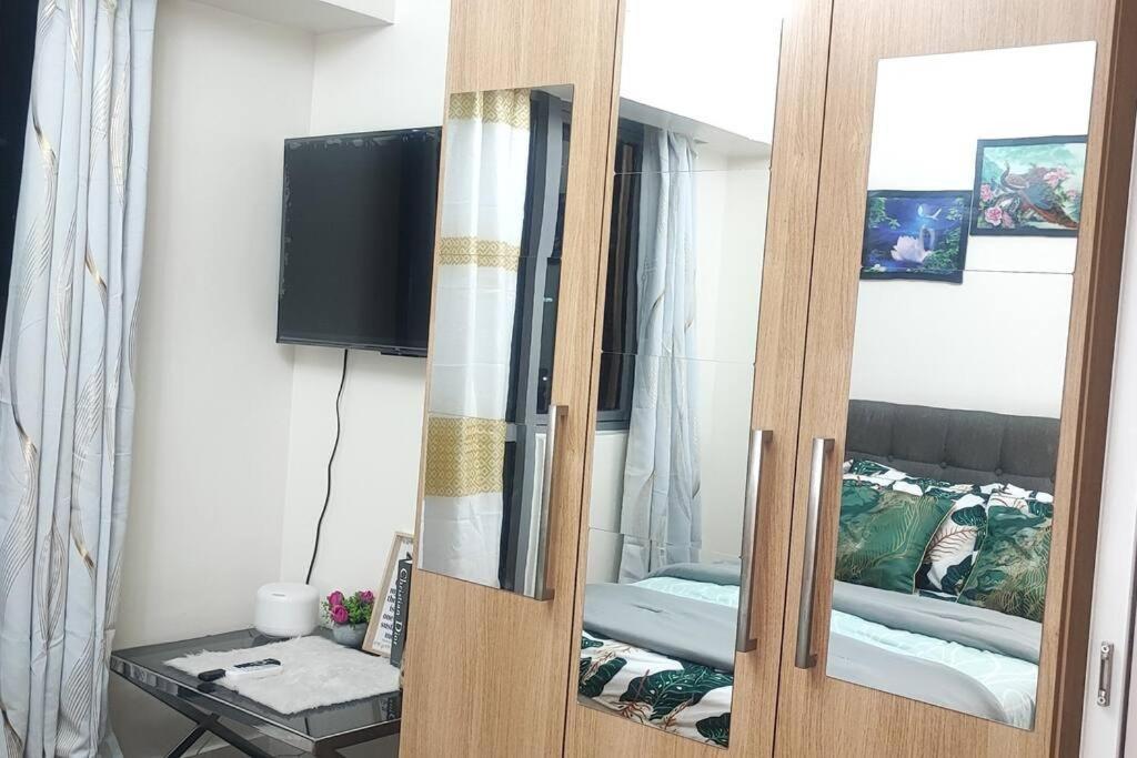 Aveline Suites Elite Rockwell View Acqua Private Residences Near Rockwell Makati Manilla Buitenkant foto