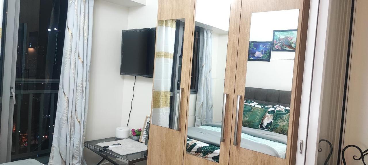 Aveline Suites Elite Rockwell View Acqua Private Residences Near Rockwell Makati Manilla Buitenkant foto